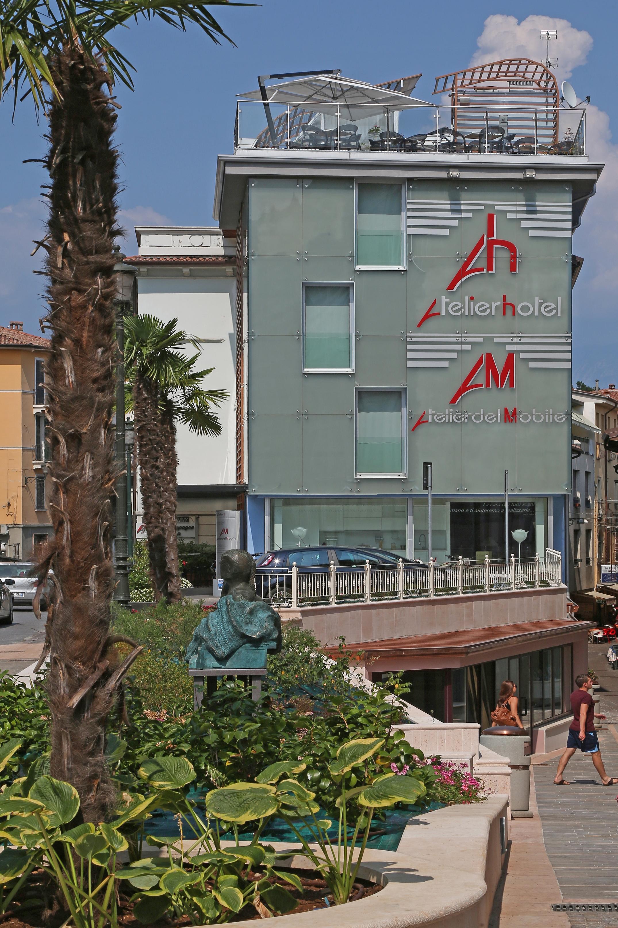 Happy Hotel Atelier Gardone Riviera Centro & Beach Екстериор снимка